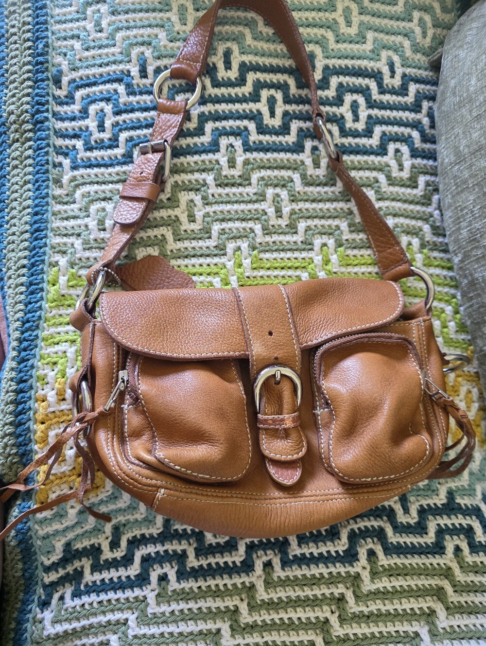Roots "Emily" Mini Shoulder Bag Y2k Good Condition